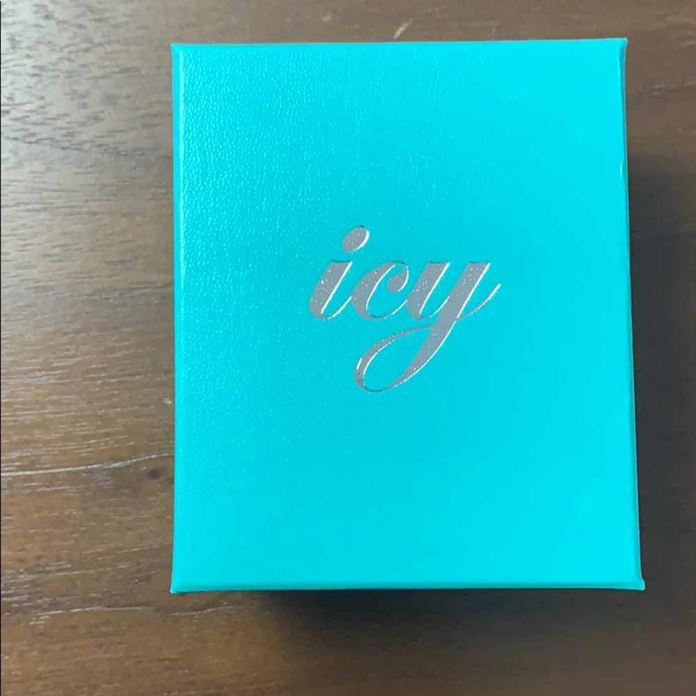 Saweetie icy chain. Sold out. Never worn.